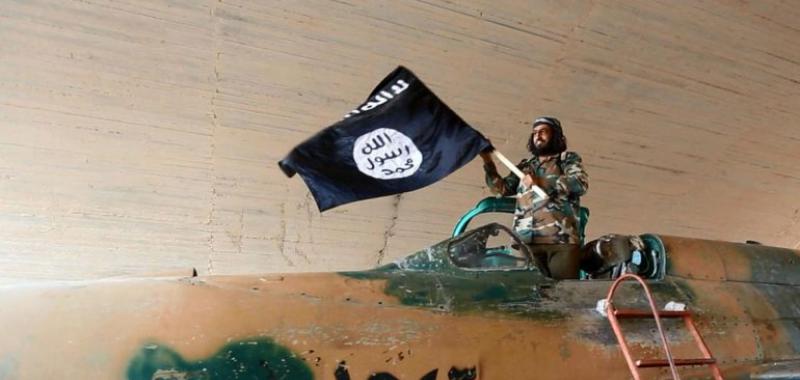El Jet Ruso Derribado por Turquía Impedía una “Operación Estratégica” del Daesh: el Envío de Terroristas a Reforzar Yemen y Libi